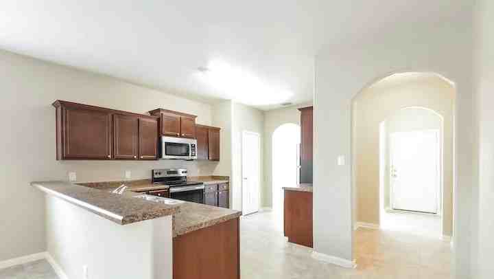 6323 Sinclair Rd - Photo 2 of 10