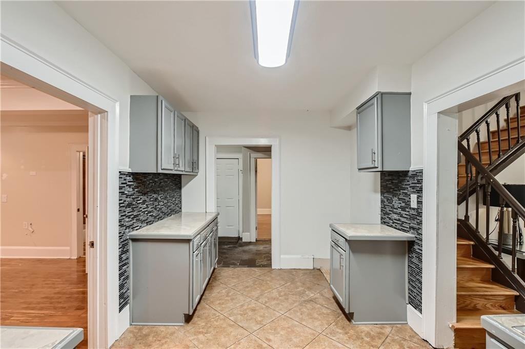 77 Whitefoord Avenue Southeast - Photo 7 of 13