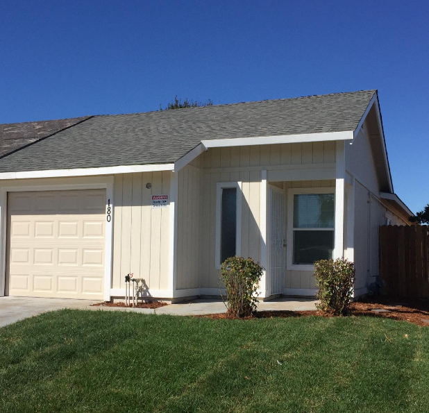 180 Prairie Circle - Photo 2 of 7