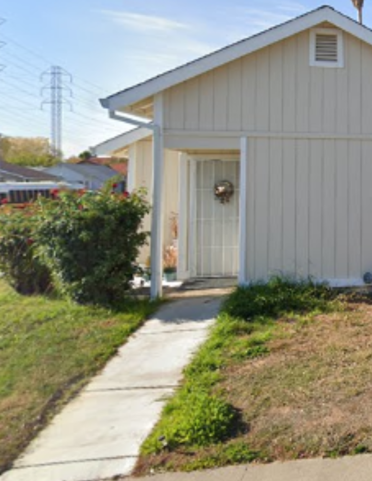 180 Prairie Circle - Photo 3 of 7