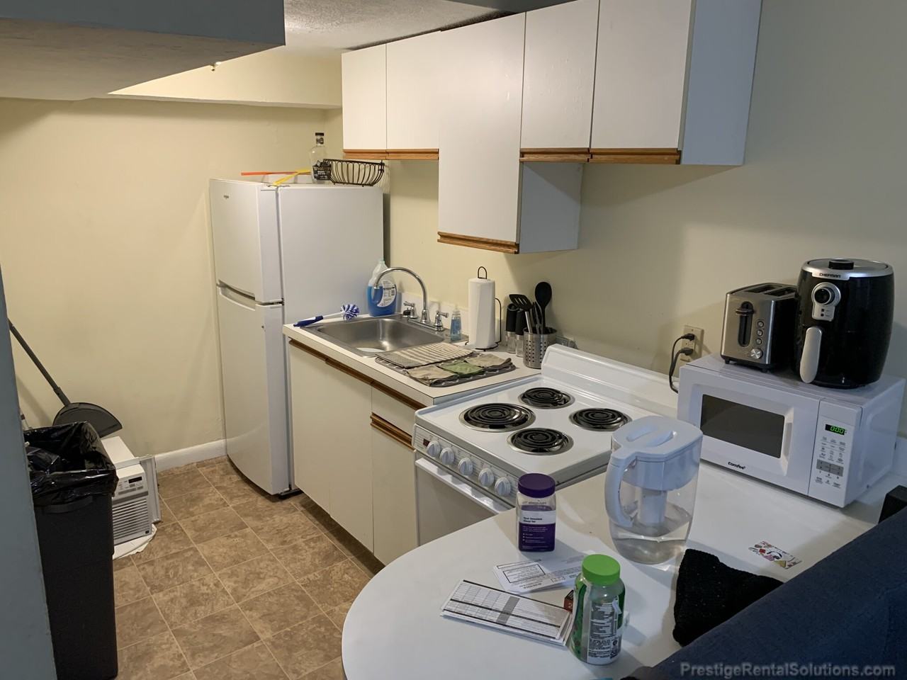1120 Commonwealth Ave #A - Photo 3 of 8