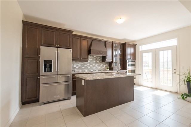 98 Macbean Crescent - Photo 2 of 18