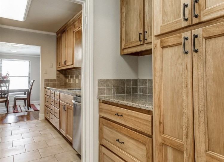 845 Northwood Rd #NA - Photo 3 of 6