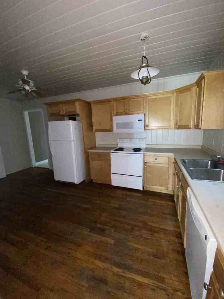 328 Rogers Avenue #1 - Photo 4 of 11