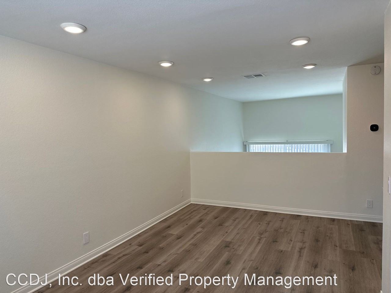 17910 River Cir #5 - Photo 3 of 12