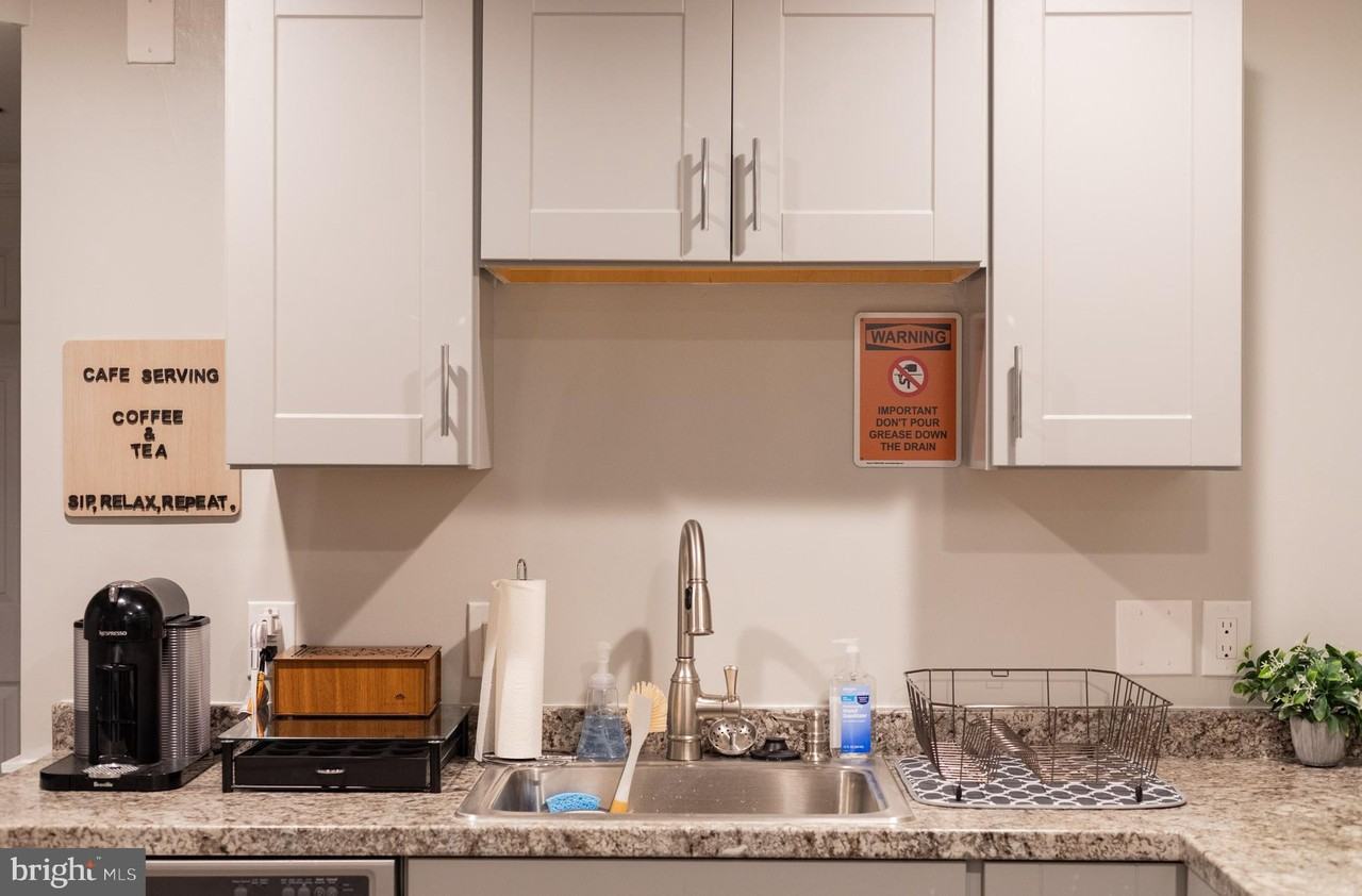 1706 Market St - Photo 3 of 20