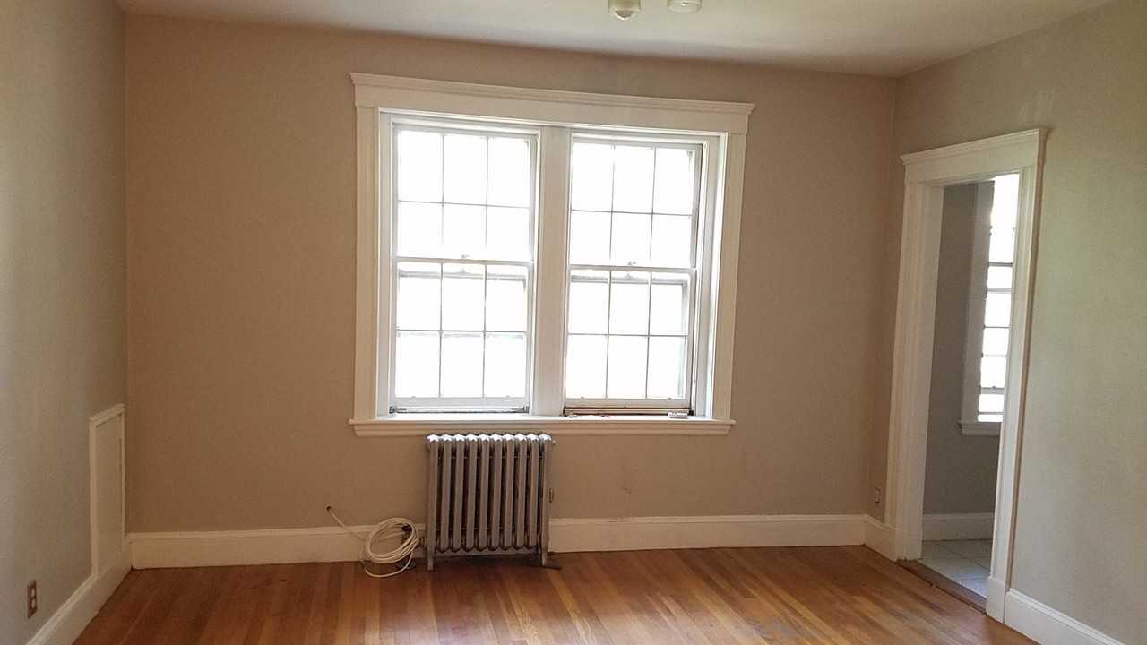 Washington Ave #20 - Photo 2 of 5