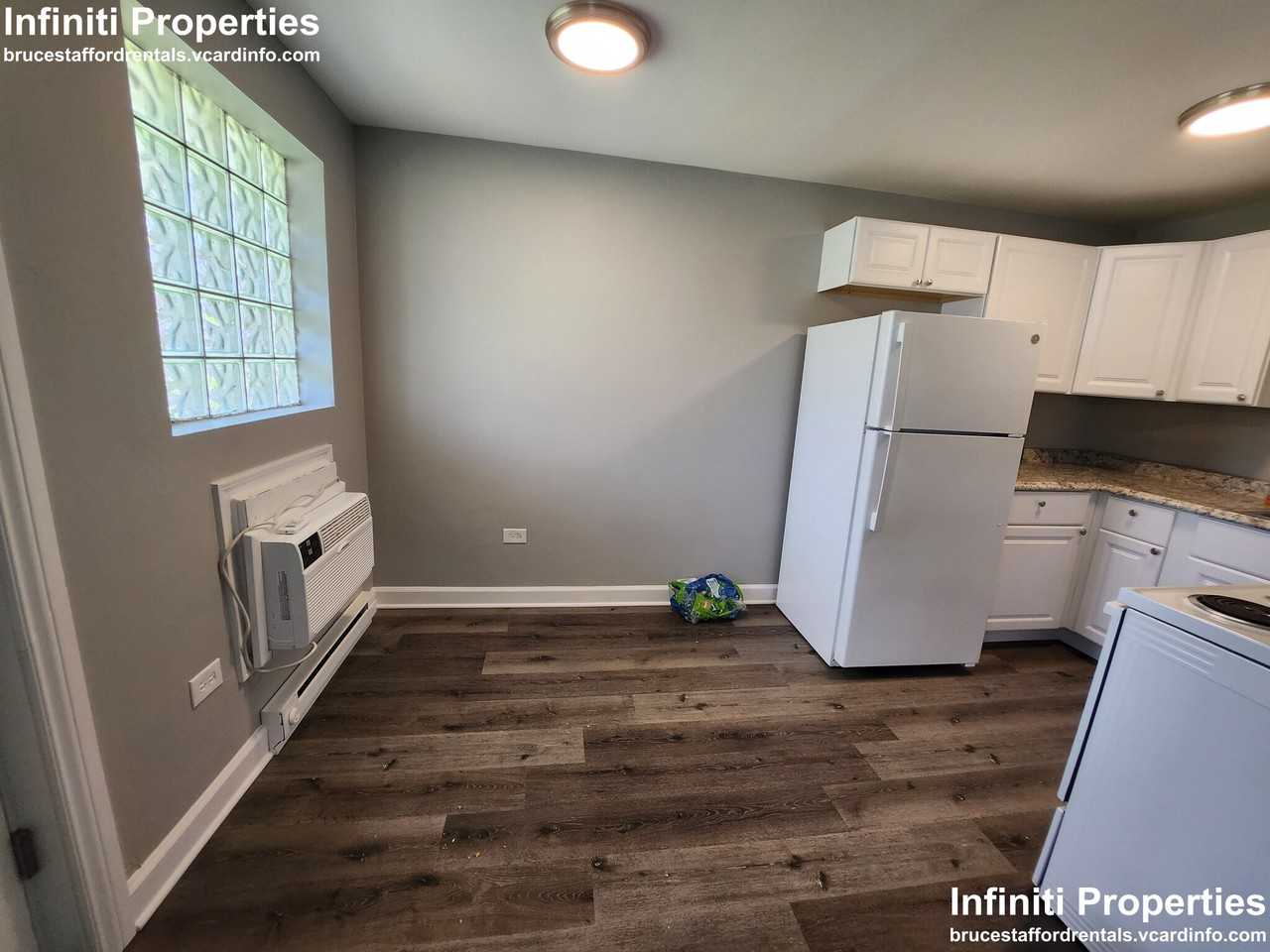 2123 119th St #7 - Photo 2 of 10