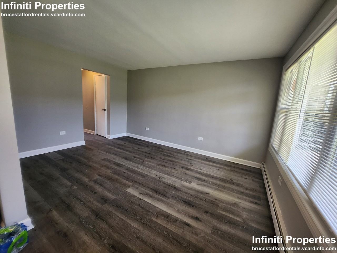 2123 119th St #7 - Photo 4 of 10