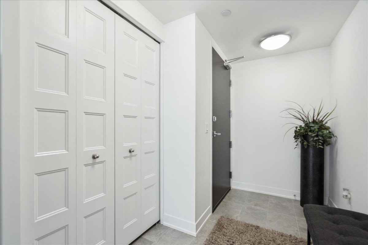 200 Inlet Private #1501 - Photo 2 of 10