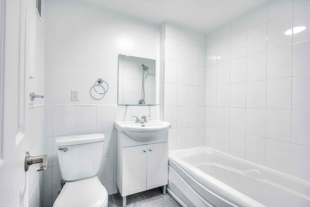 3955 Rue Bélanger #101 - Photo 4 of 5