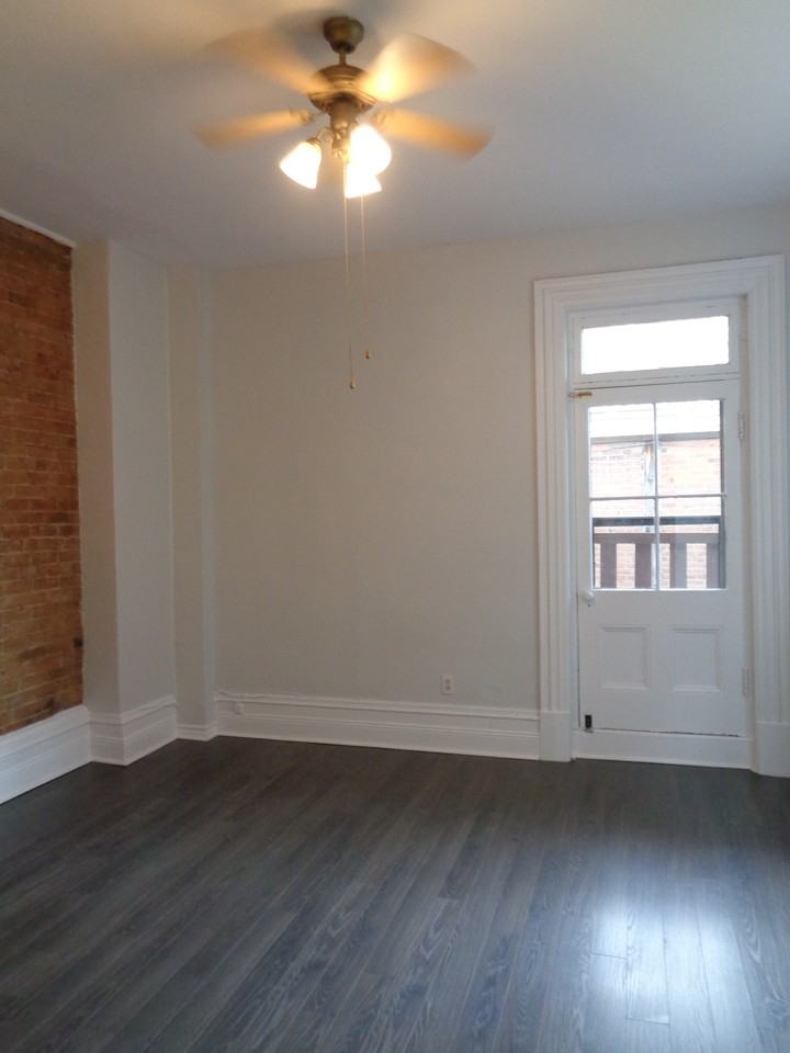 1439 Rue Saint-Marc #6 - Photo 3 of 10