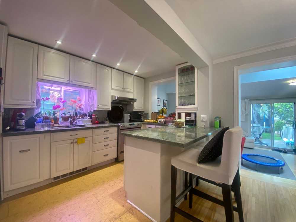 42 Vanderhoof Ave - Photo 3 of 50