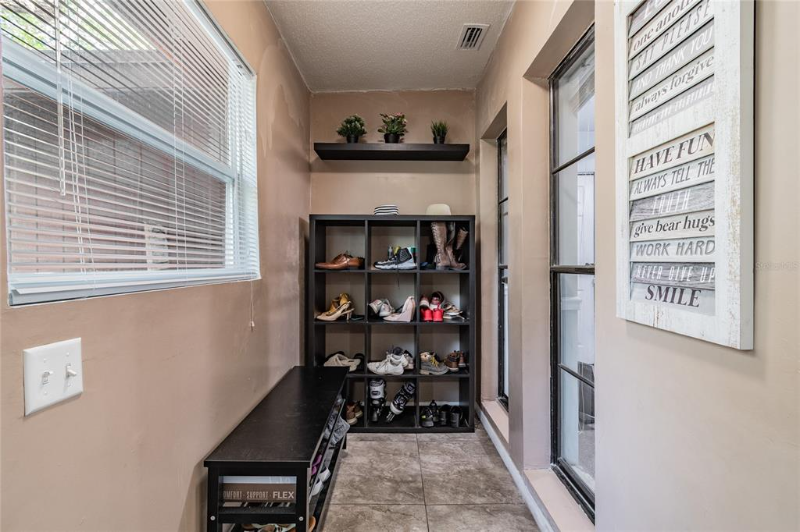 14604 Oak Vine Dr - Photo 3 of 32