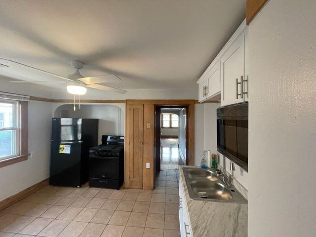 3130A N 45th St - Photo 3 of 12