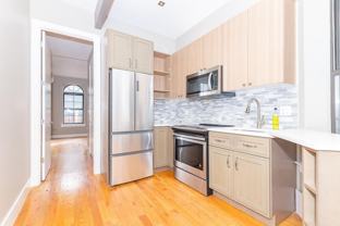 253 Hart St #1R - Photo 1 of 1