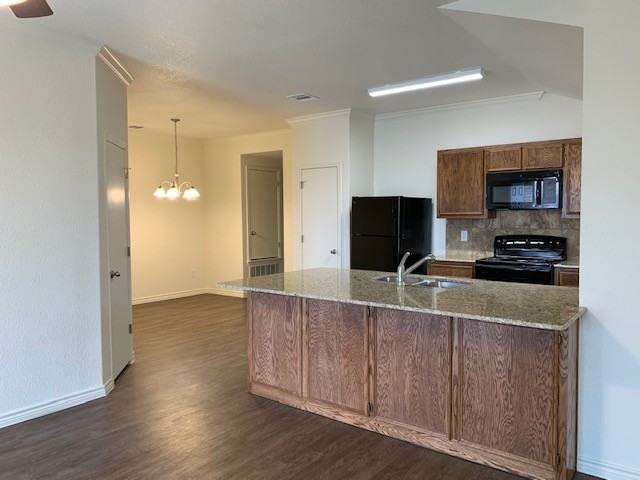305 Olaf Dr #B - Photo 3 of 20
