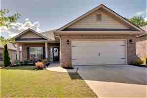 featured image of 155 Grey Fawn Trl #1
