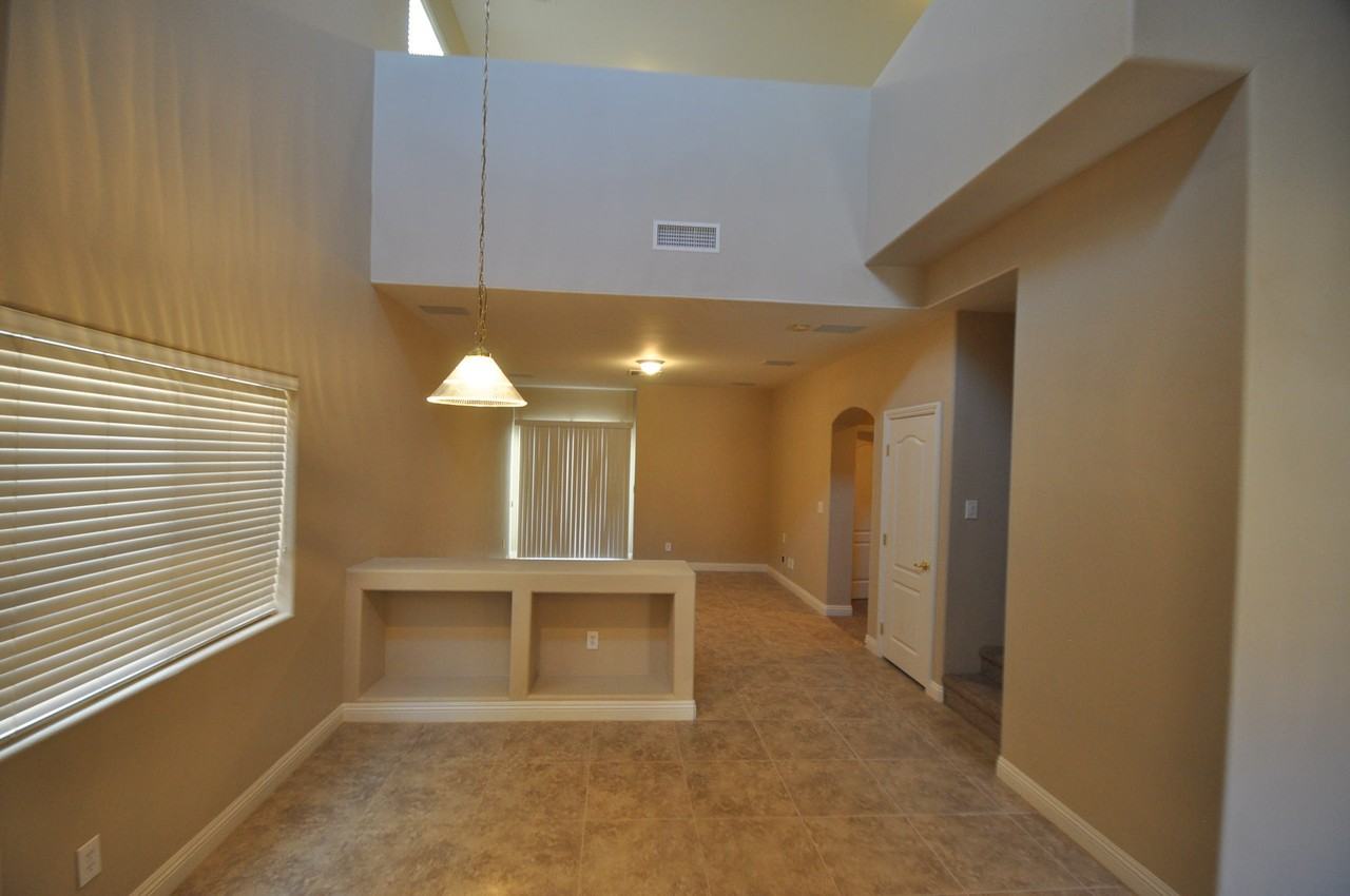 9409 Illipah Creek St - Photo 3 of 12