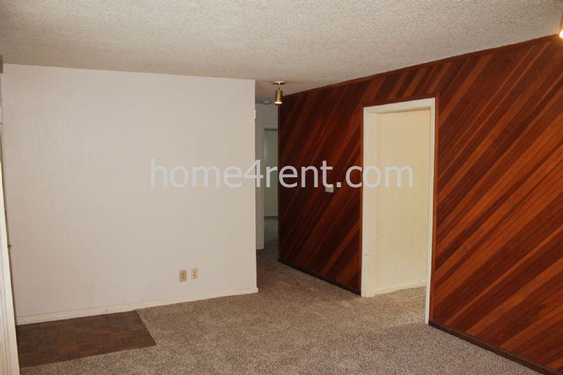 7426 Reeds Ln - Photo 2 of 16