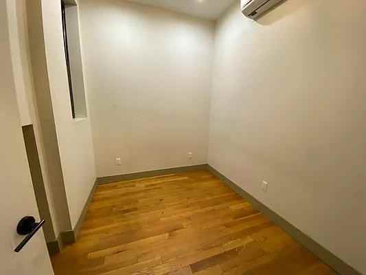 1631 Saint Johns Pl #1F - Photo 4 of 5