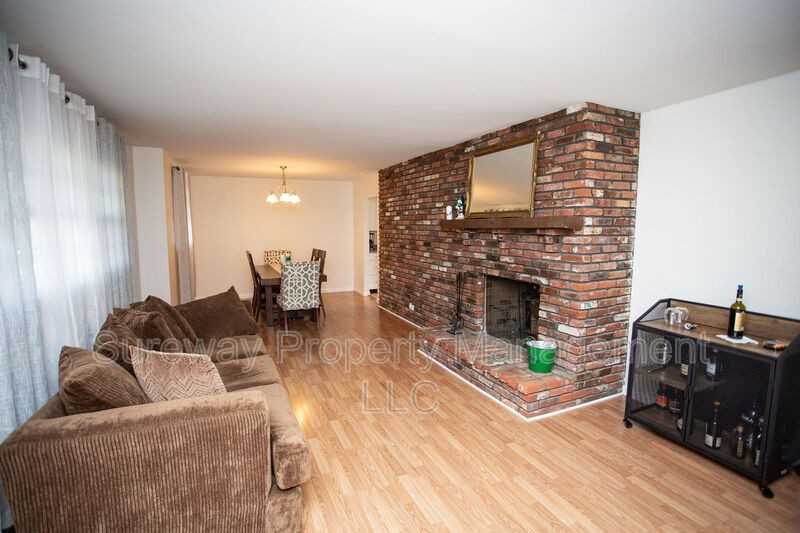 522 Jersey Ave - Photo 3 of 32