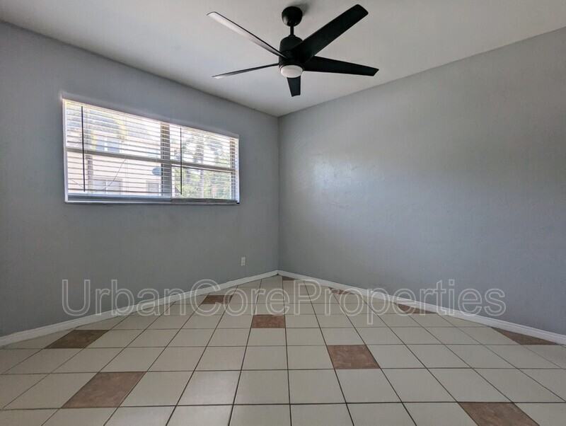 1601 5th St N #3B - Photo 7 of 10