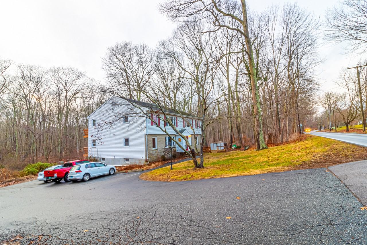 405 Noank Ledyard Road - Photo 2 of 17