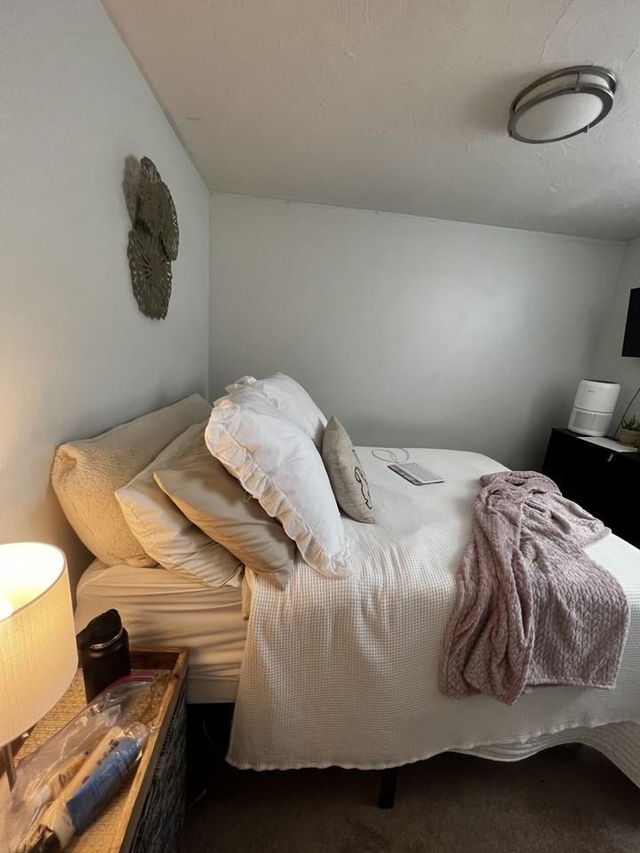 224 W 6th St #2 - Photo 5 of 30