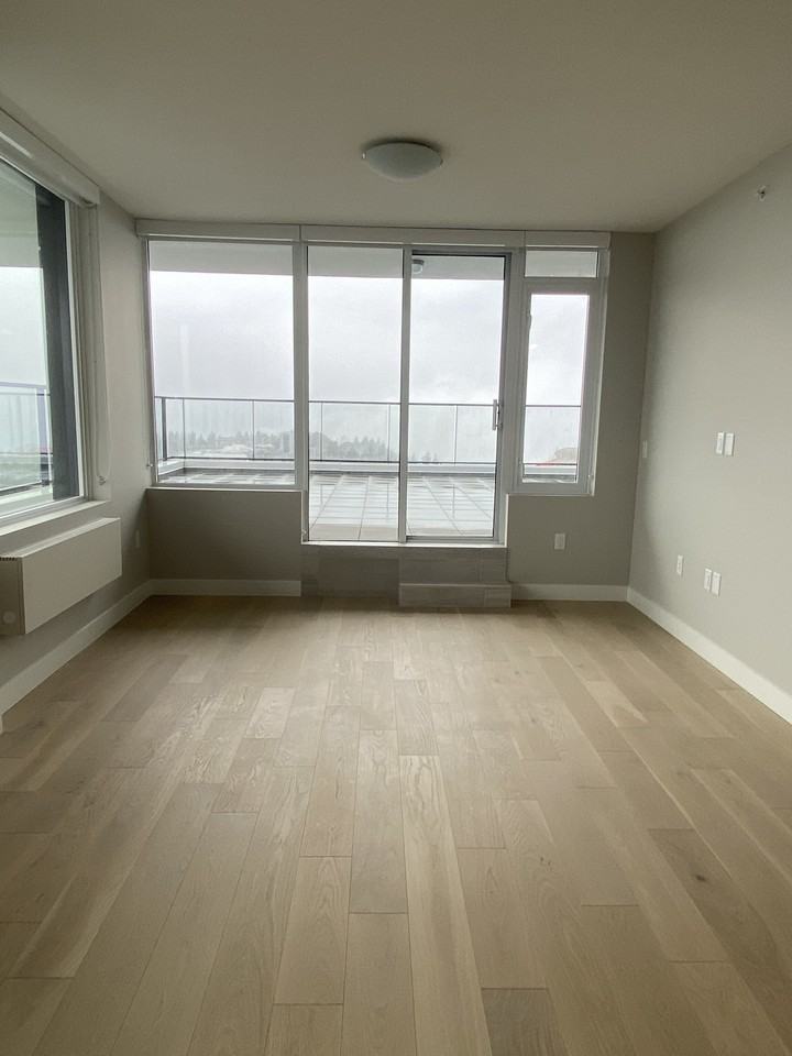 8725 University Crescent #1405 - Photo 2 of 9