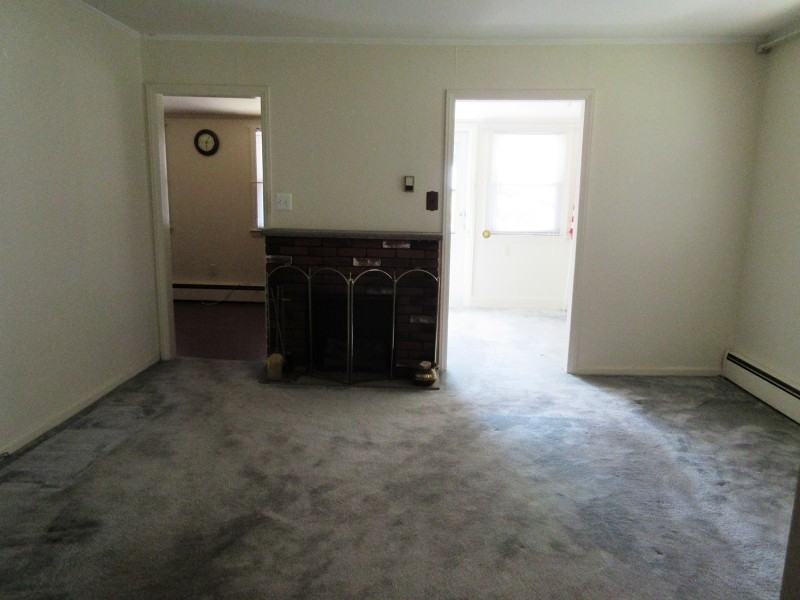 20 Lake Shore Dr - Photo 3 of 11