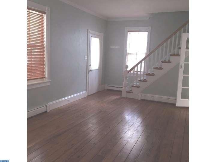 29 Lafayette St - Photo 3 of 22