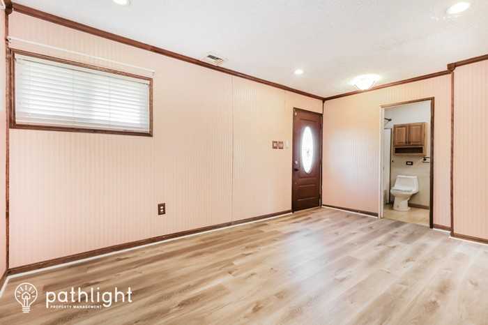 22 Nettletree Ln - Photo 3 of 18