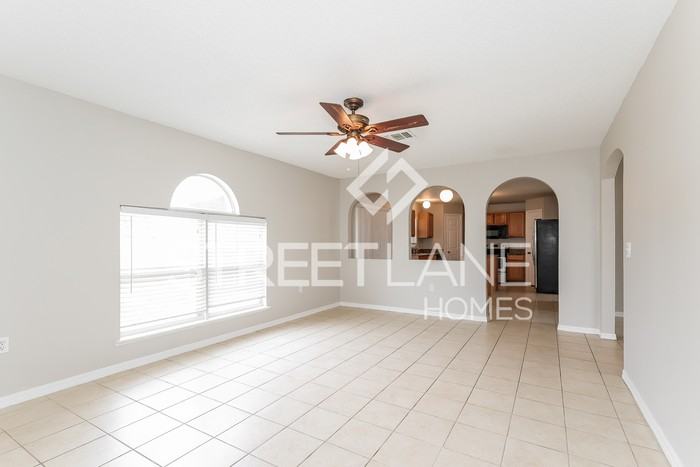 6046 Kaley Dr - Photo 2 of 15