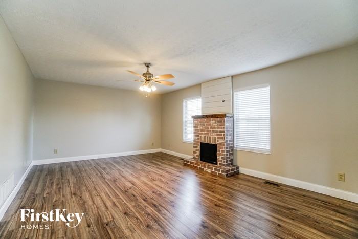 623 Rambling Brook Dr - Photo 2 of 15