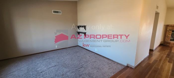 7401 W Columbine Dr - Photo 3 of 15