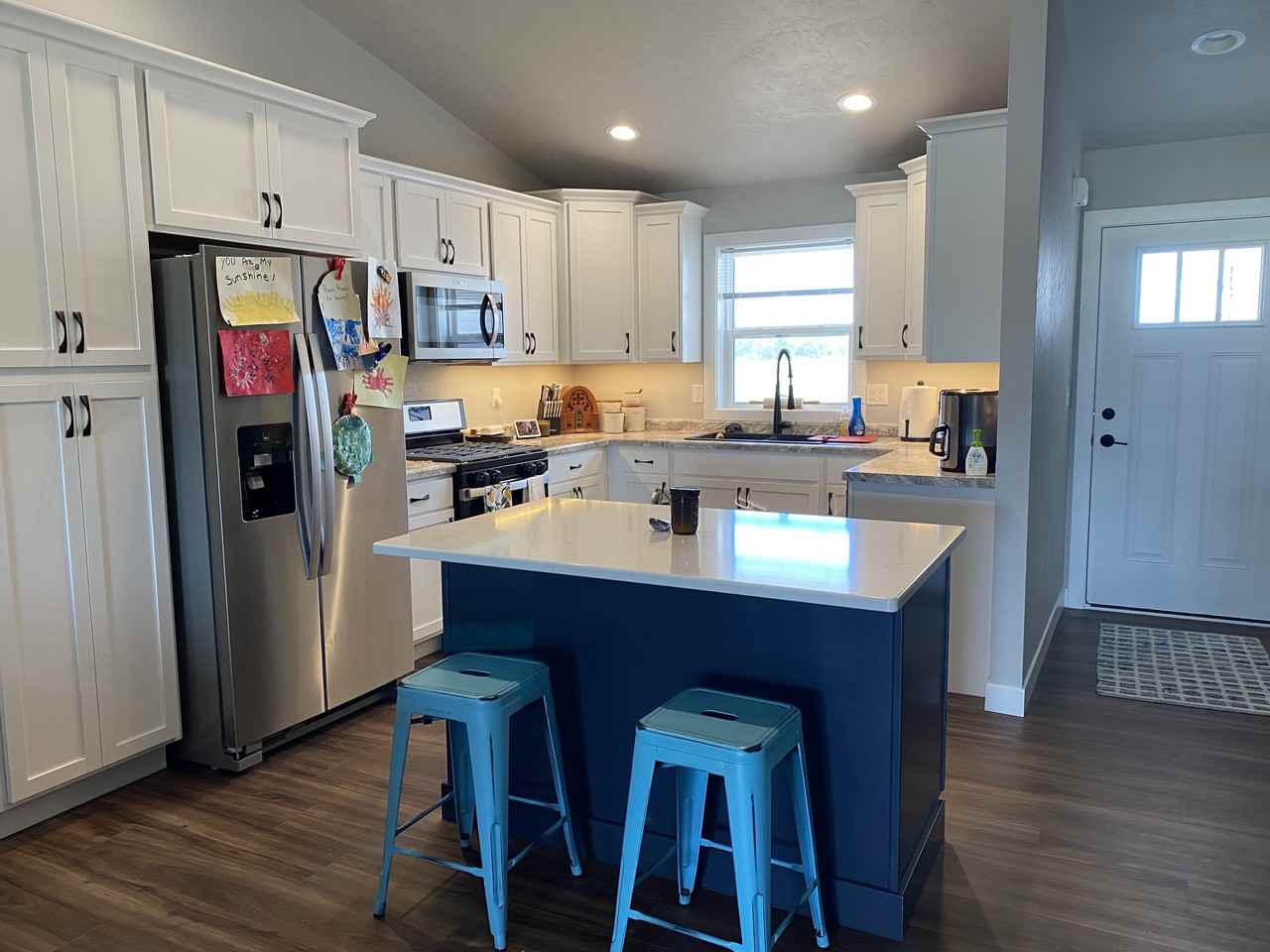 5627 Yosemite Ln - Photo 3 of 18