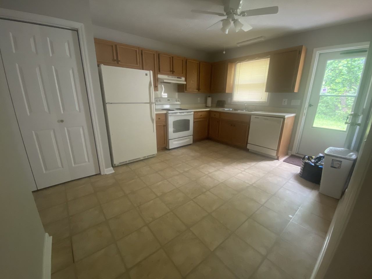 113 Cash Ln #113 - Photo 3 of 11