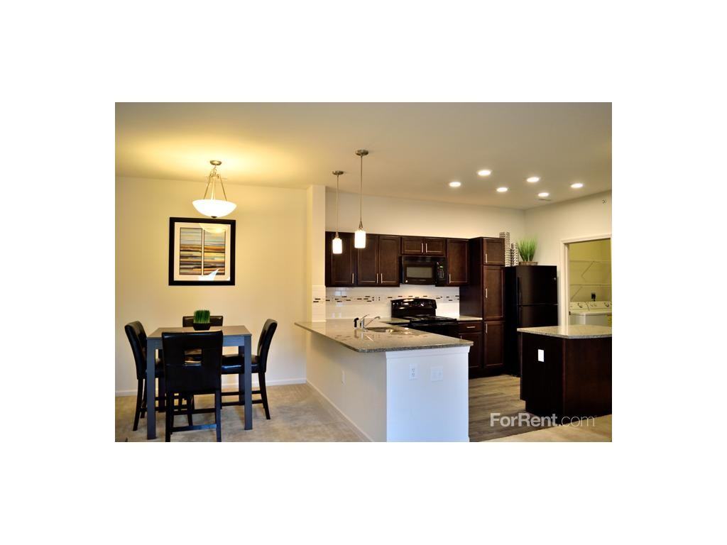 Celtic Crossing - Photo 2 of 13