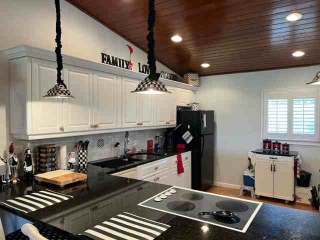 16680 Partridge Place Road #1 - Photo 4 of 10