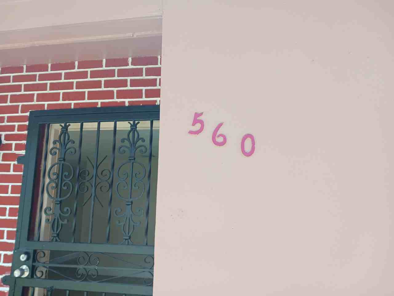 560 Northeast 143rd Street - Photo 5 of 28