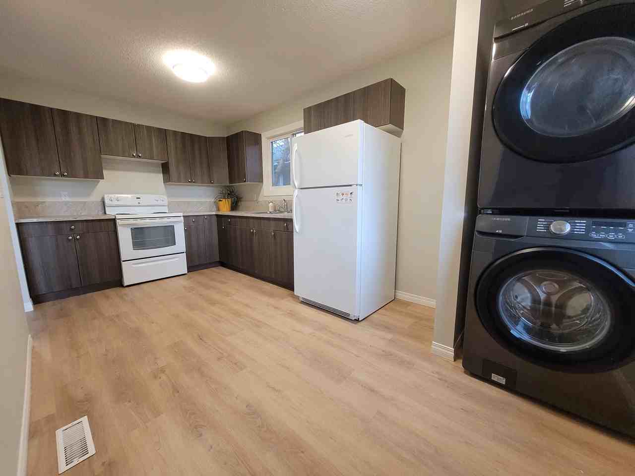 7612 23 Street Southeast #Main - Photo 2 of 10