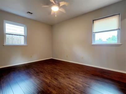 4108 Nw 54th St - Photo 3 of 18