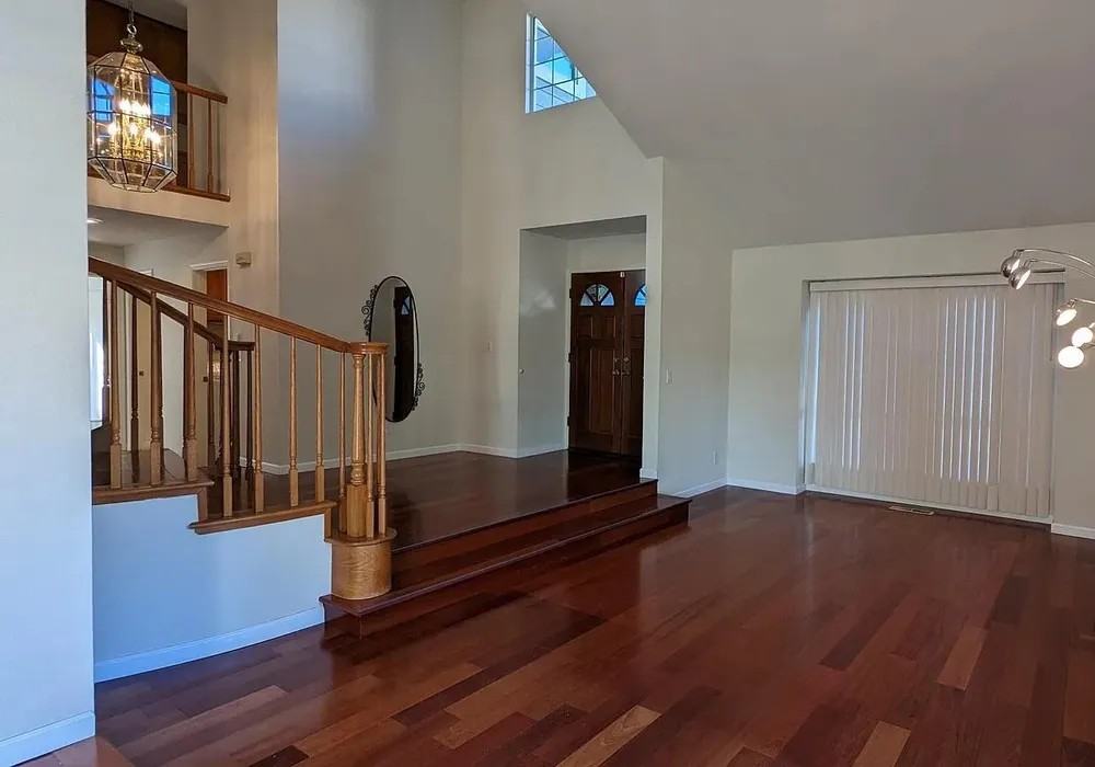 1054 Caggiano Dr - Photo 3 of 17