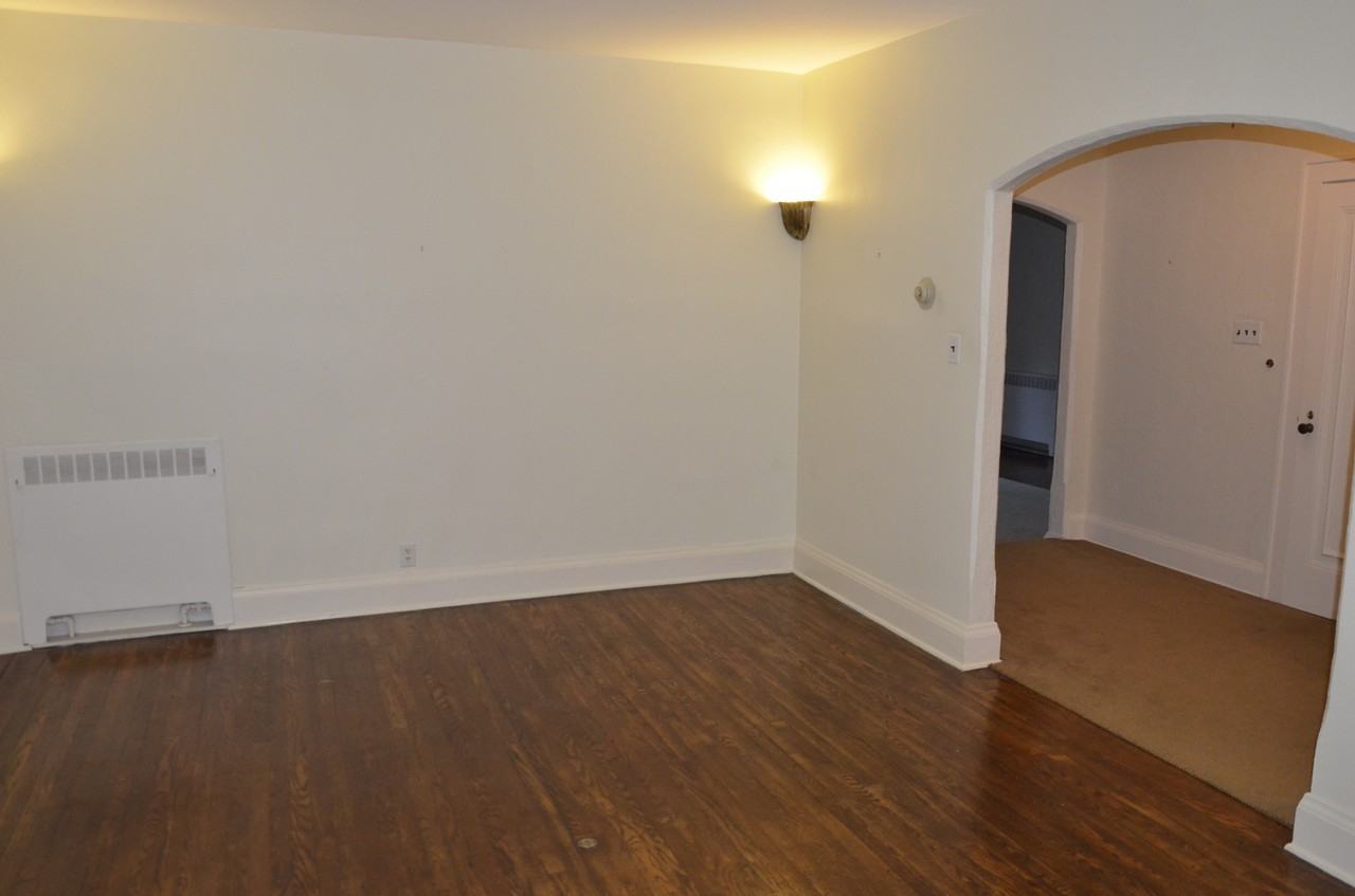 2501 E Wood Pl - Photo 3 of 9