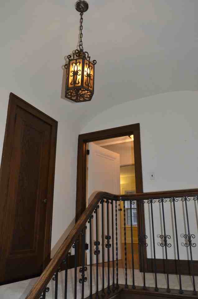 2501 E Wood Pl - Photo 2 of 9