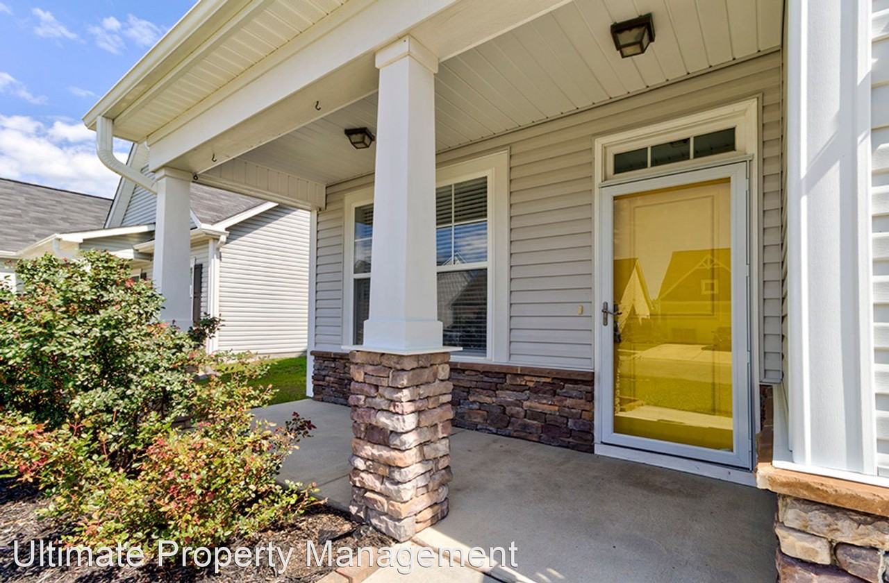 7810 Bristlecone Dr - Photo 2 of 32
