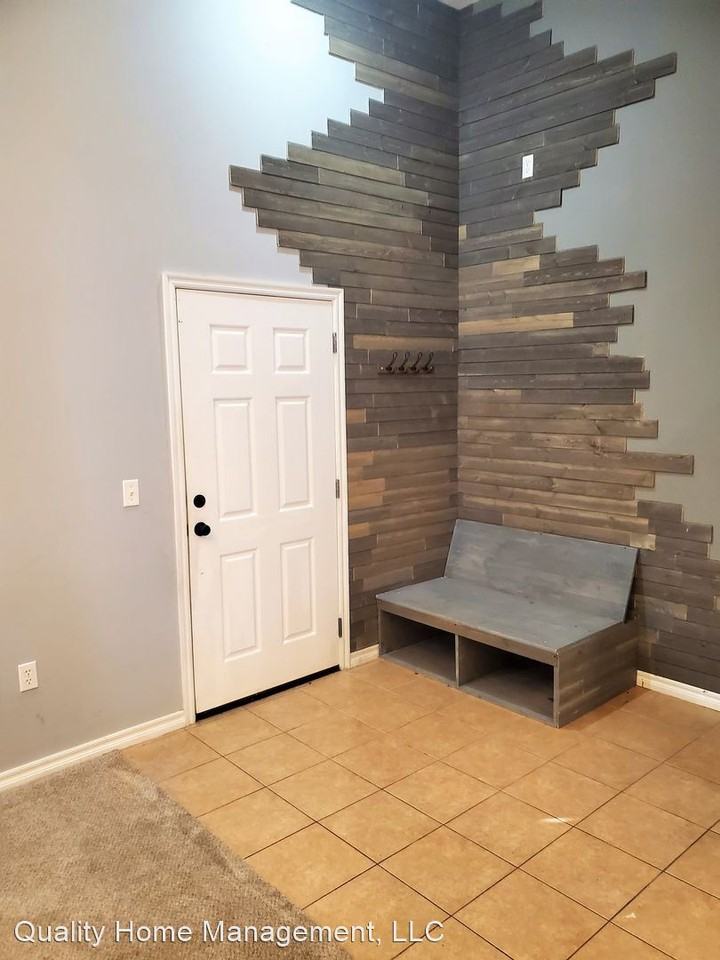 4 Fuller Cir - Photo 2 of 28