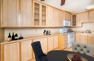 featured image of 400 Luella St N