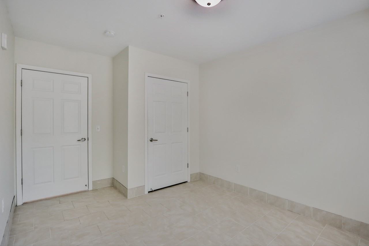 823 15th Ave Se - Photo 7 of 10